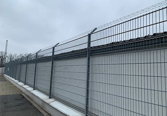 868 mesh safety fence