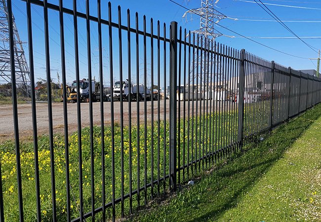 Advantages of Iron Fencing