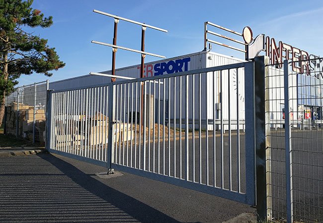 Steel Double Gate