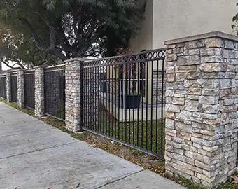 5,200 Sets Of Steel Tubular Fence For UAE Commercial Building Security Project