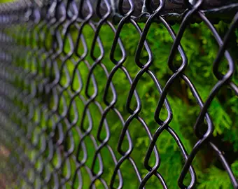 Galvanized Chain Link Fence vs PVC Coated Chain Link Fence | Complete Comparison Guide
