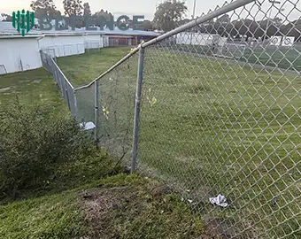 6 Gauge vs 9 Gauge Chain Link Fence: When Do You Need Heavy-Duty Mesh?