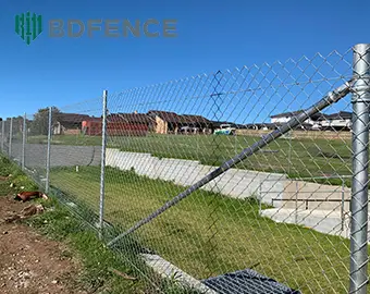 Chain Link Fence for Sports Fields: Mesh, Height and Coating Selection